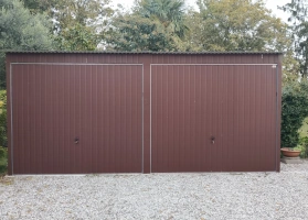 Garáže v barevném provedení 186