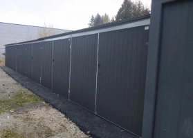 Garáže v barevném provedení 121