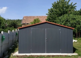 Garáže v barevném provedení 273