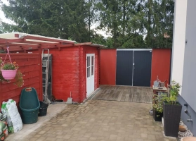 Garáže v barevném provedení 211