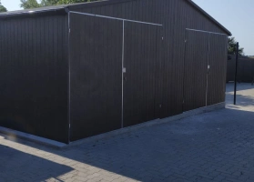 Garáže v barevném provedení 271