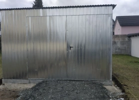 Garáže z pozinkovaného plechu 49