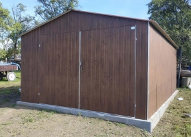 Garáže v barevném provedení 110