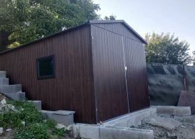 Garáže v barevném provedení 152