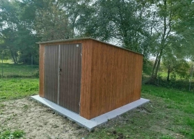 Garáže v barevném provedení 243