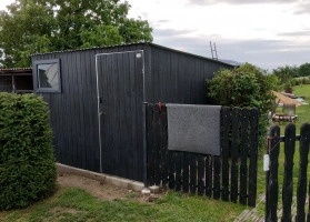 Garáže v barevném provedení 210