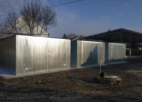 Garáže z pozinkovaného plechu 54