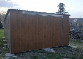 Garáže v barevném provedení 75