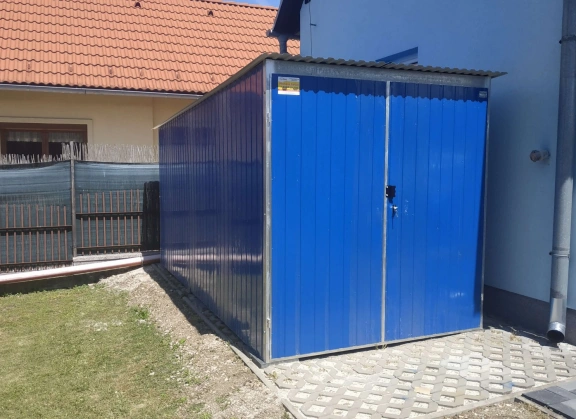 Garáže v barevném provedení 40