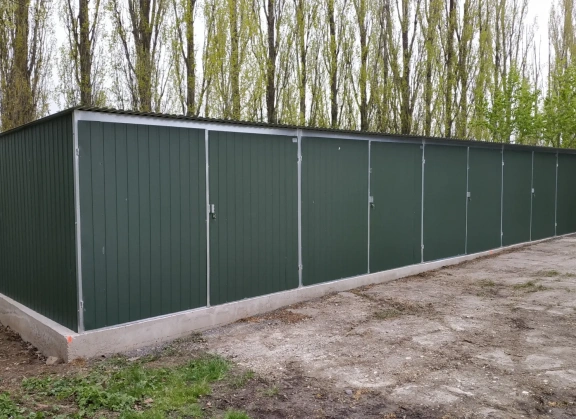 Garáže v barevném provedení 202