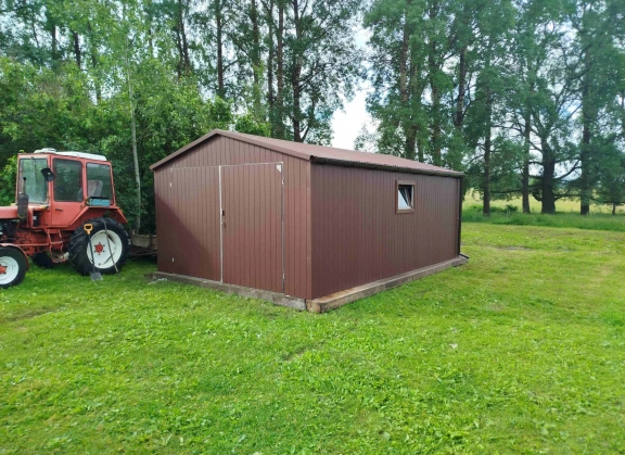 Garáže v barevném provedení 310