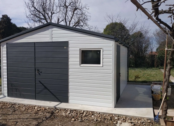 Garáže Premium 222